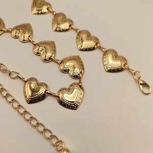 Chic Gold Heart Chain Belt